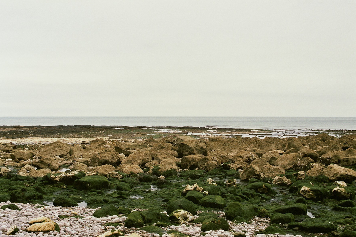 fragments_-the-french-west-coast-by-hannelore-veelaert-for-au-pays-des-merveilles-25