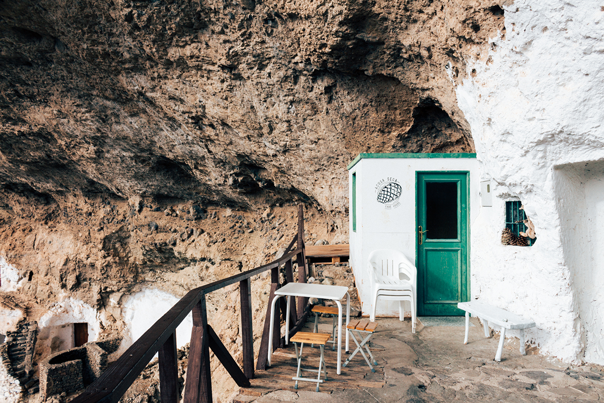 Explored_ acusa seca cave house in gran canaria 