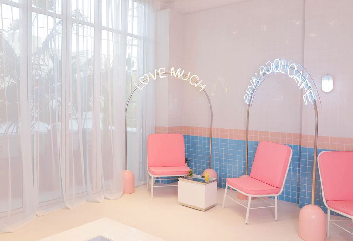 COLLECTION_ pink cafés around the world - via aupaysdesmerveillesblog - pink pool café seoul